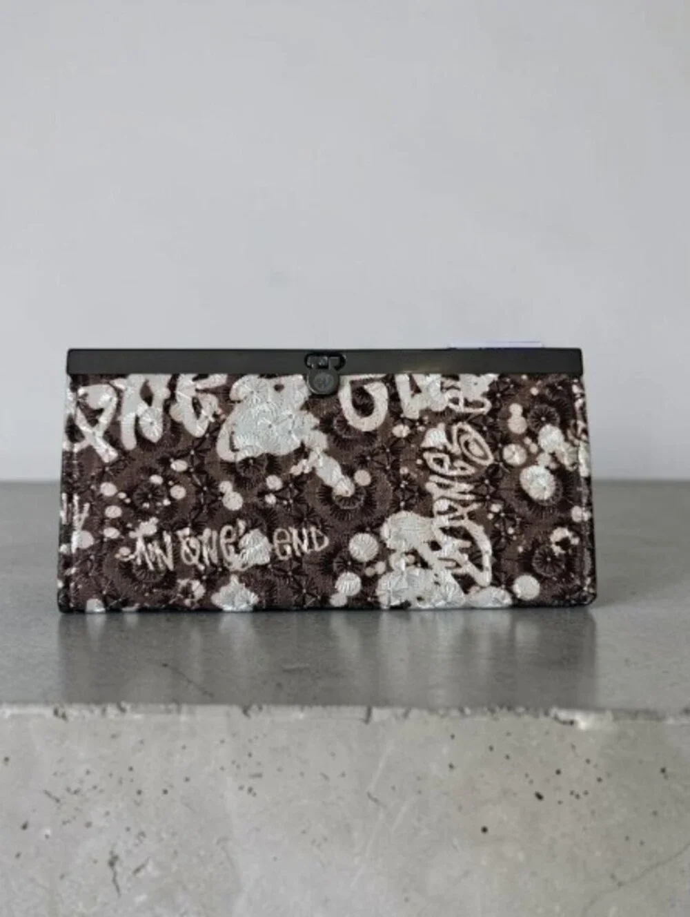 Floral Embroidered Womens Wallet Snap Closure Multi Compartment NWT